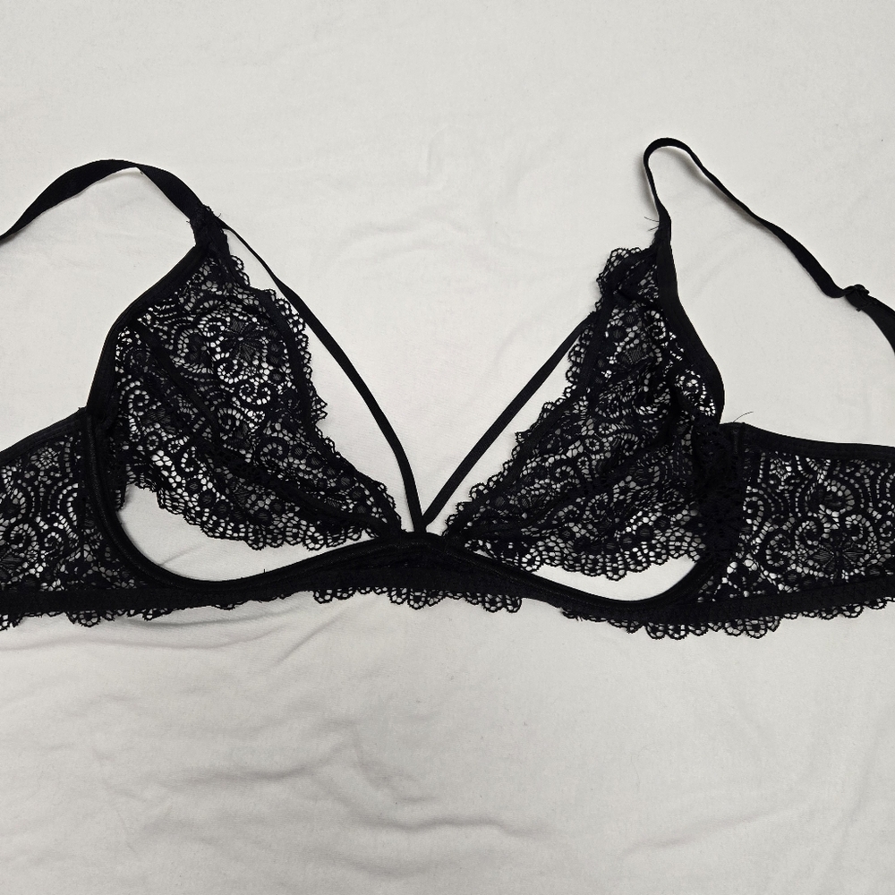 Sexy Black Lace Bralette 38D